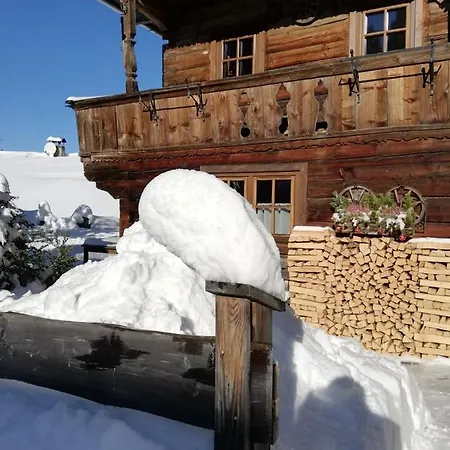 Holzfaellerhaus Melkstatt * Auffach