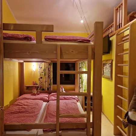 Holzfaellerhaus Melkstatt * Auffach