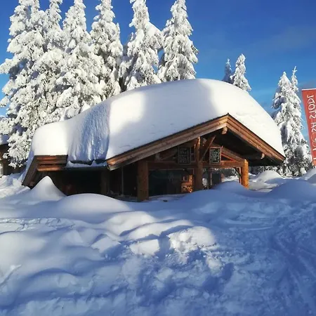 Holiday home Holzfaellerhaus Melkstatt